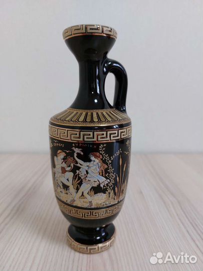 Ваза греческая