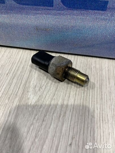 Датчик заднего хода Geely emgrand X7