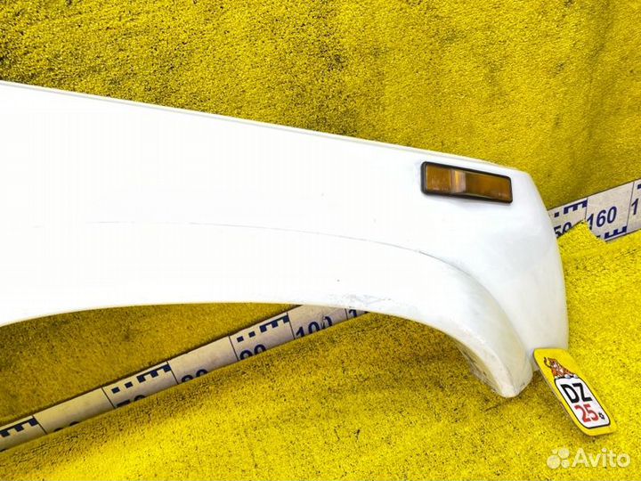 Крыло переднее правое Suzuki/Mazda