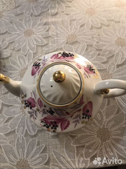 Чайник, сахарница и чайные пары лфз. молочнсаха