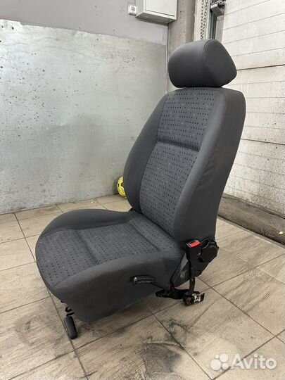 Сидения volkswagen polo