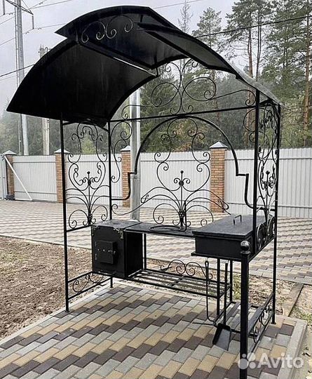 Кованные мангалы с крышей