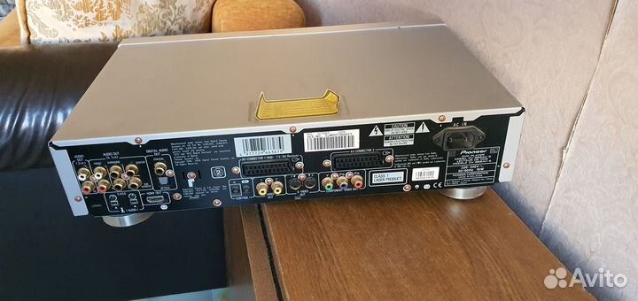 Видео и аудиопроигрыватель DVD Pioneer DV-868 AV