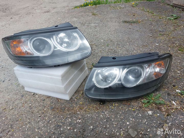 Фара Hyundai Santa Fe 2 CM