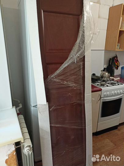 Двери межкомнатные из массива