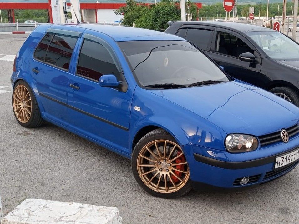 Volkswagen Golf: фото владельца
