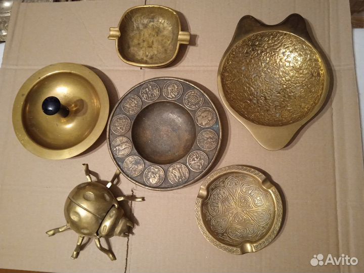 Винтажные латунные, медные пепельницы