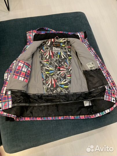 Горнолыжная куртка женская 46 48