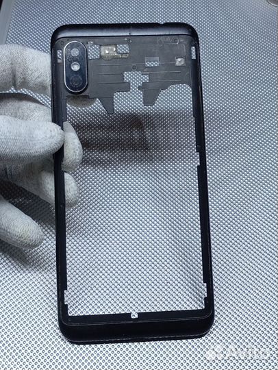 Xiaomi Redmi Note 6 Pro. Задняя часть корпуса