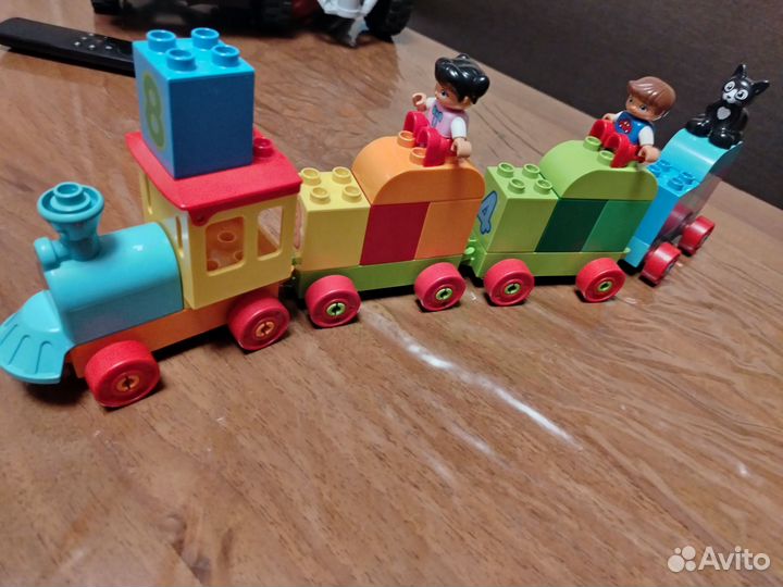 Lego duplo поезд