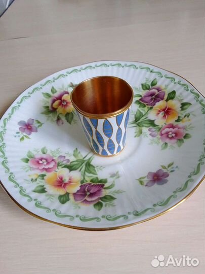 Стаканчик из латуни Клуазоне