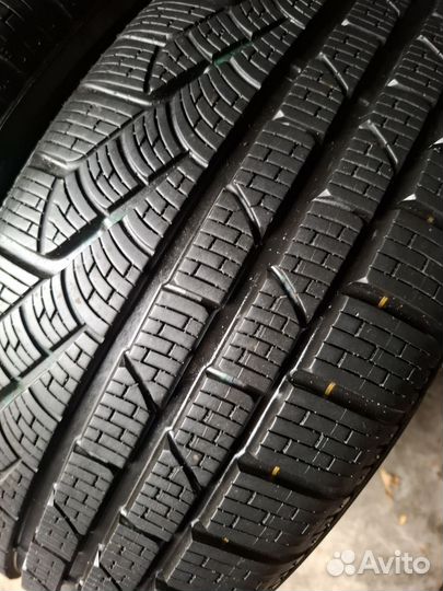 Pirelli Winter Sottozero 210 Serie II 225/50 R17