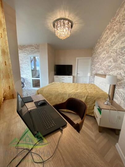 2-к. квартира, 70 м², 5/17 эт.