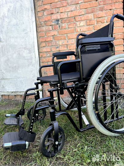 Коляска инвалидная