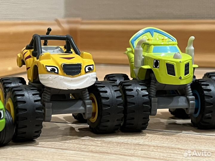 Вспыш и чудо машинки