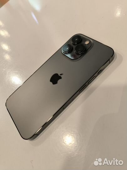 iPhone 13 Pro, 256 ГБ