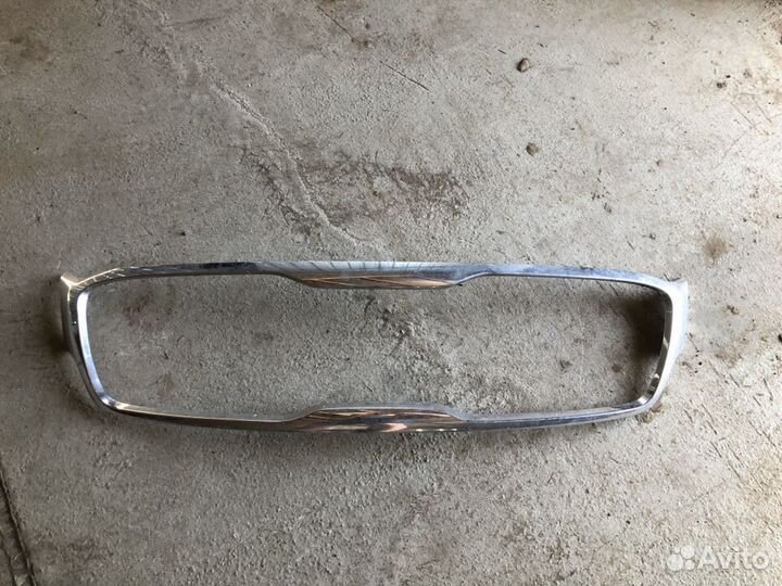 Хром решетки радиатора передний Kia Sorento Prime