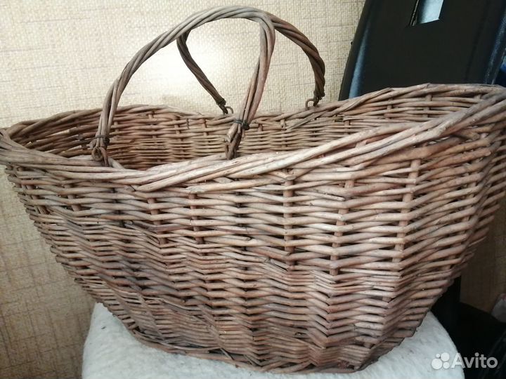 Корзина плетеная большая