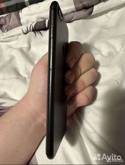 Телефон iPhone 7 plus