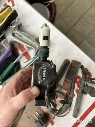 Автомобильная антенна