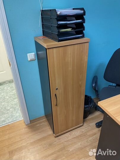 Мебель офисная и оргтеника