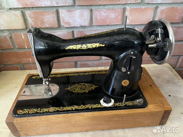 Швейная машинка Зингер ручная б/у