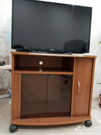 Тумба под телевизор