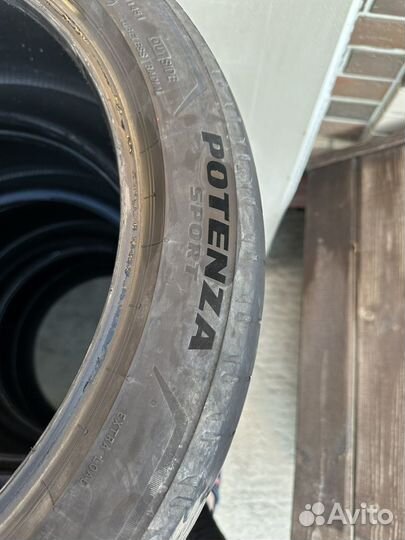 Bridgestone Potenza S001 275/40 R20 и 275/40 R20 106Y