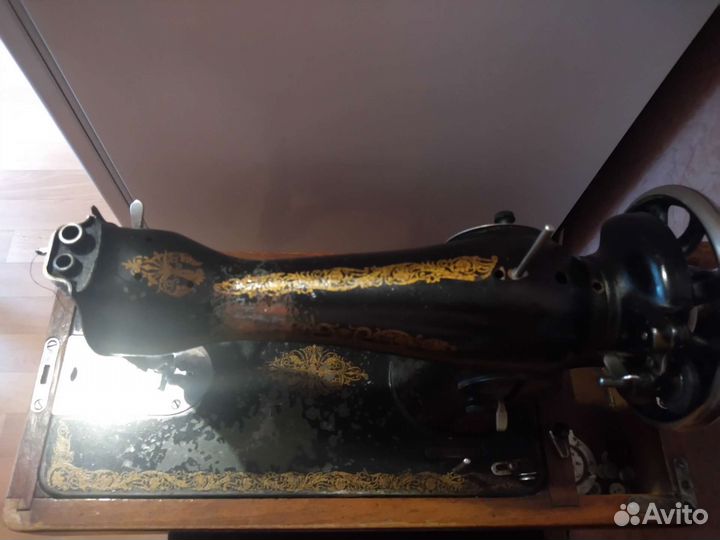 Швейная машинка подольская ручная