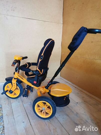 Детский трехколесный велосипед коляска