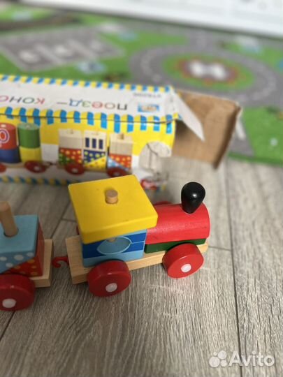 Конструктор паровоз деревянный