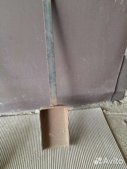 Совок металлический для печи и мангала