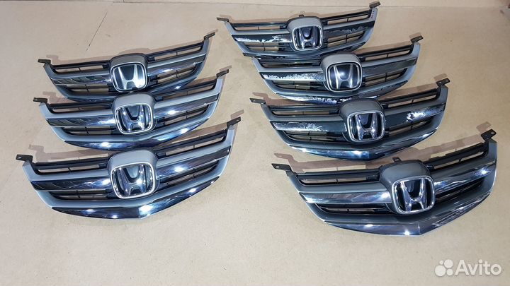 Решетка радиатора Honda Legend KB1