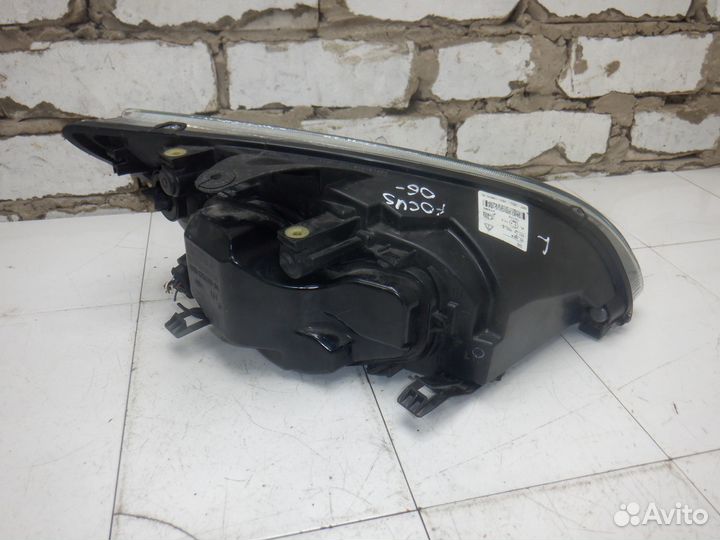 Фара левая Focus 2 дорест