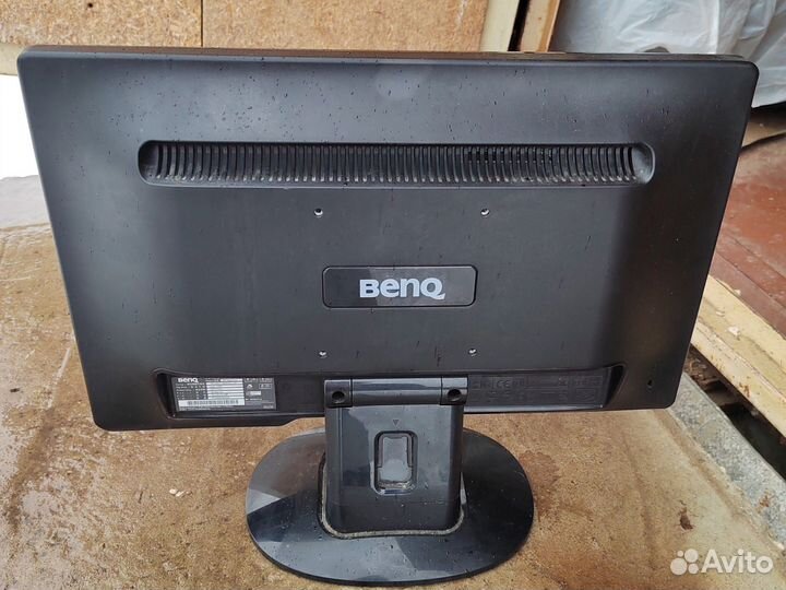 Монитор 18.5 дюймов benq 922hda. Vga