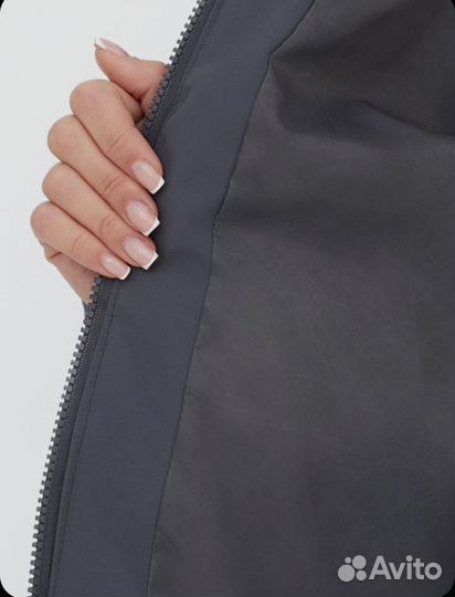 Пуховик женский 44