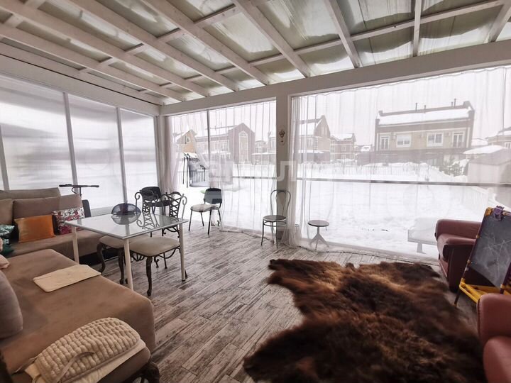 Таунхаус 192 м² на участке 5 сот.