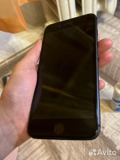 iPhone 8 Plus, 64 ГБ