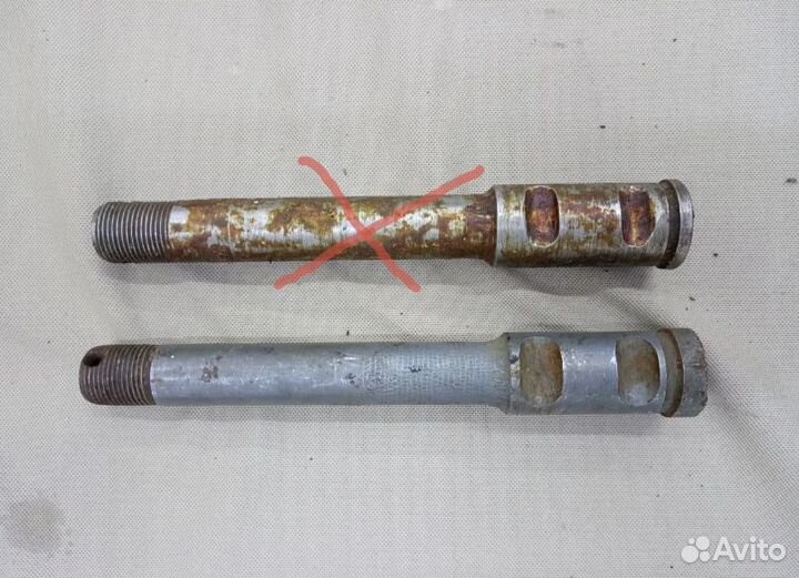 Ось колеса коляски мотоцикла Имз-М72