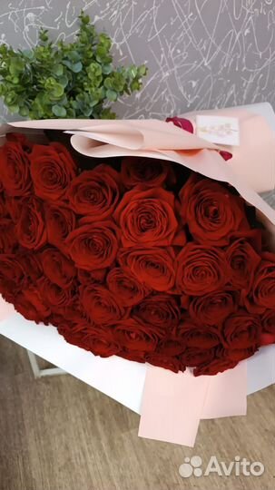 Крупные розы с доставкой в Омске