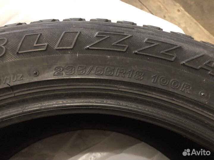 Bridgestone Blizzak DM-V1 235/55 R18