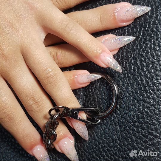 Маникюр с покрытием гель-лаком