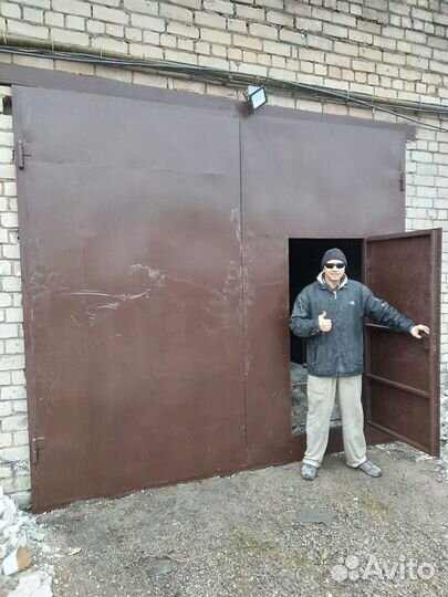 Гаражные распашные ворота,двери по вашим размерам