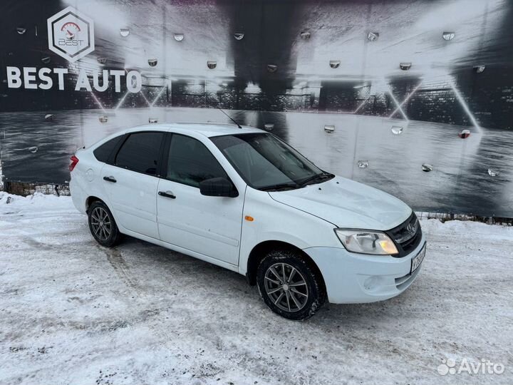 LADA Granta 1.6 МТ, 2016, 131 000 км