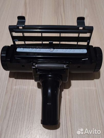 LG Sani Punch Пылесосная насадка щётка-выбивалка