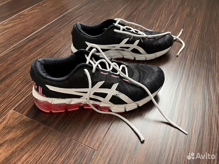 Кроссовки asics