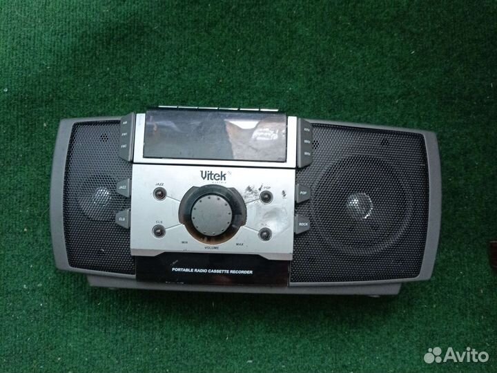 Кассетный магнитофон приемник