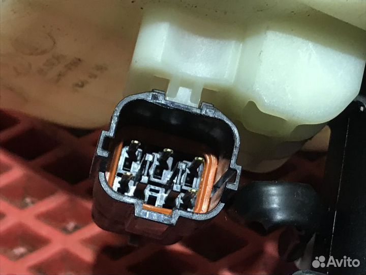 Трос ручника Kia Quoris