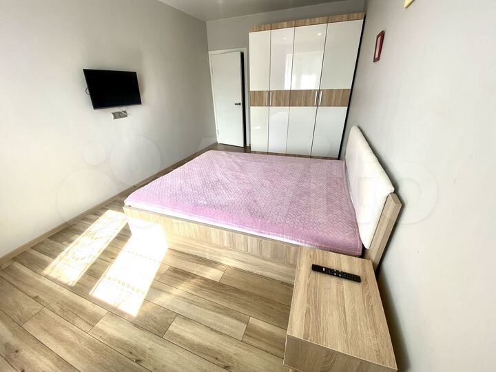 2-к. квартира, 70 м², 6/17 эт.