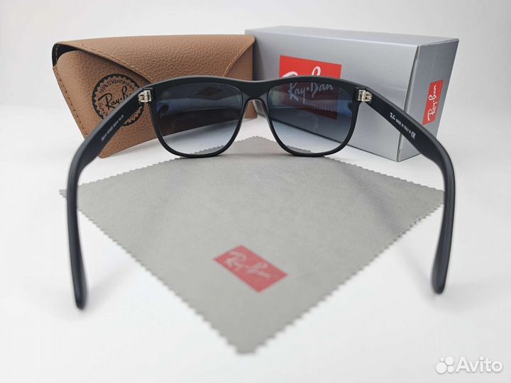 Очки Ray Ban Boyfriend 4147 Голубой Градиент